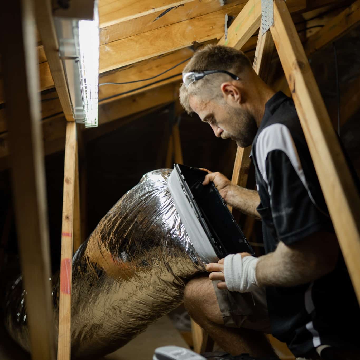 Hello Breeze Air & Electrical Expands Services into New Locations