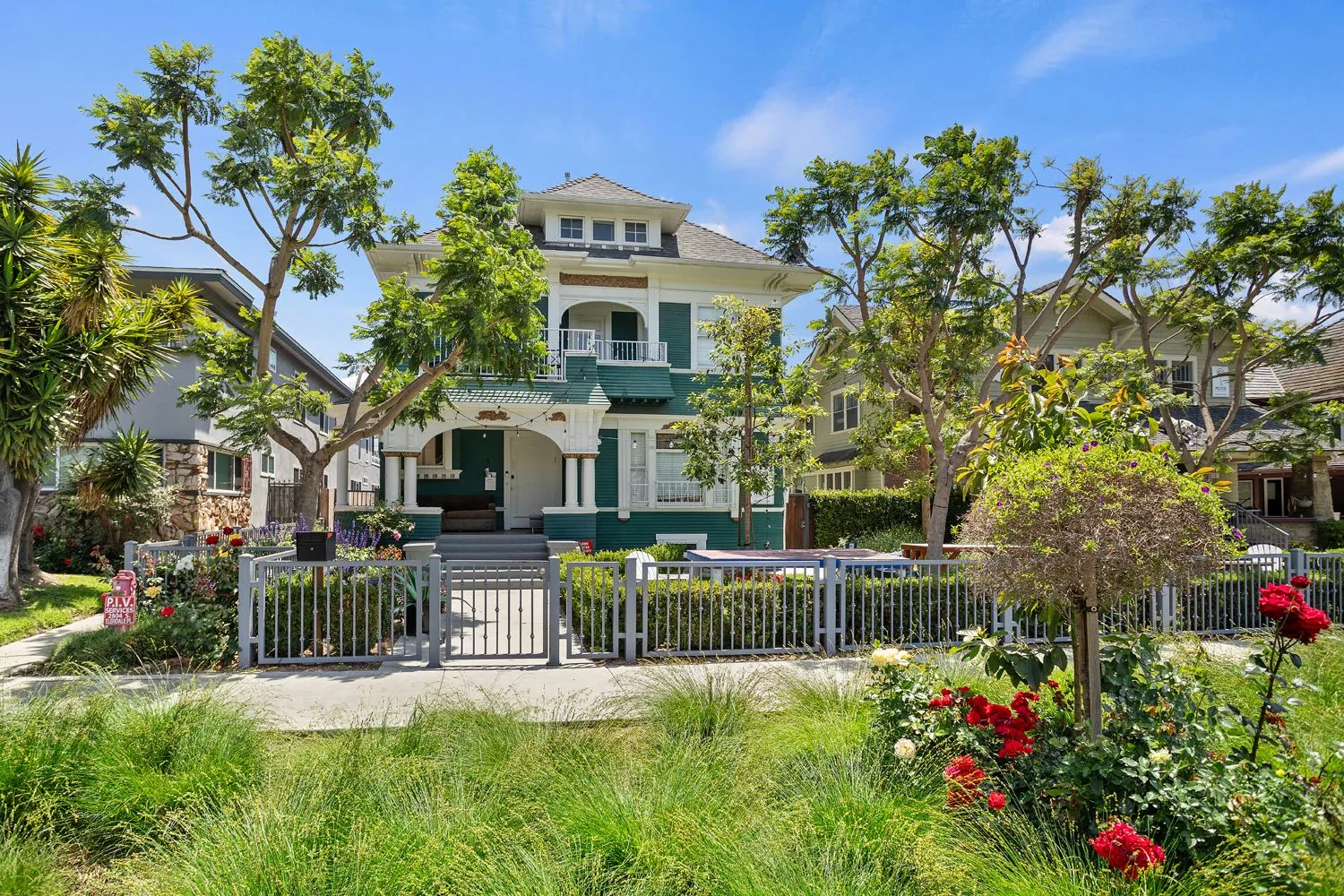 Moxie Management Expands USC Off Campus Housing with Enhanced Student-Focused Properties